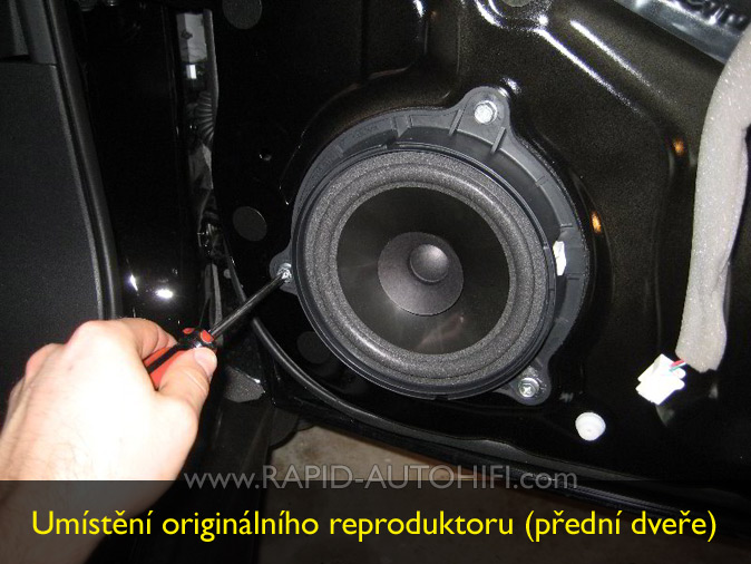 Reproduktory NISSAN Juke ESX HZ62 přední sada s redukcemi
