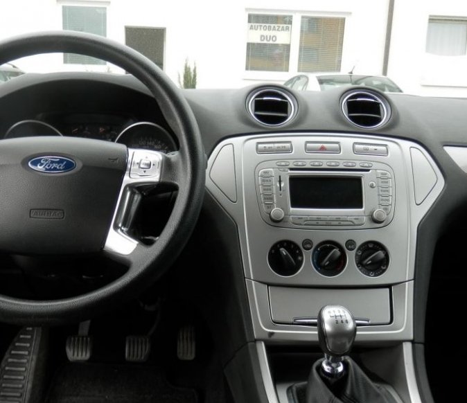Autorádio FORD Mondeo 2007-2014 JVC KD-X382BT Bluetooth s instalační sadou