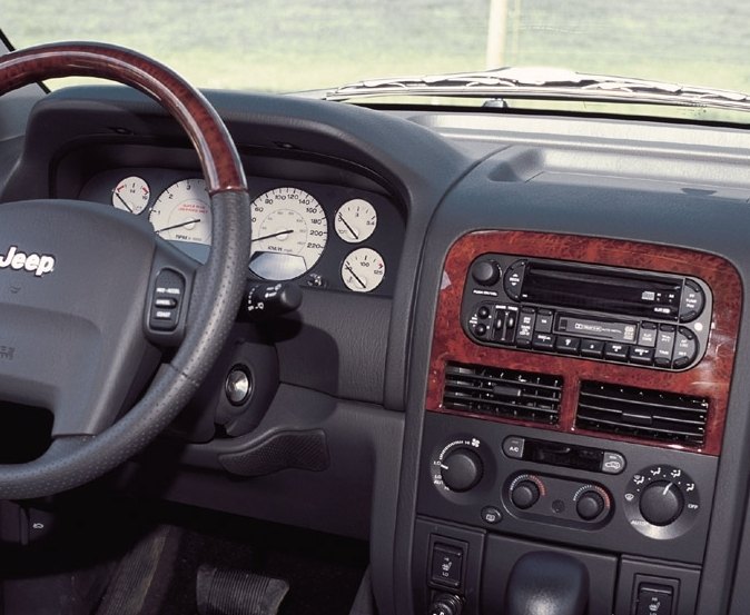 Autorádio JEEP Grand Cherokee 2002-2004 JVC KD-X382BT Bluetooth s instalační sadou