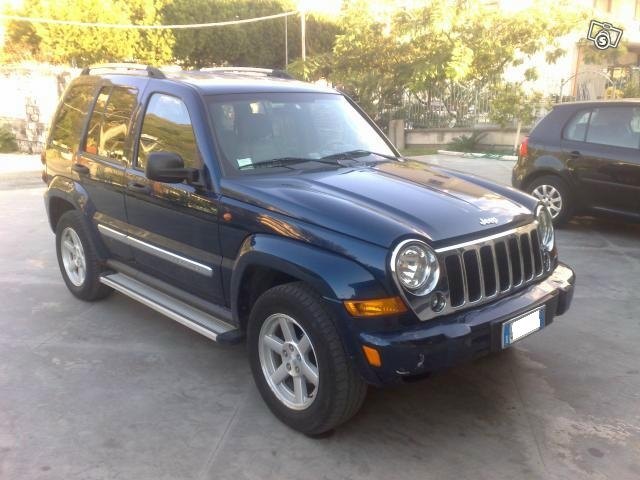 Autorádio JEEP Cherokee 2002-2007 JVC KD-X382BT Bluetooth s instalační sadou