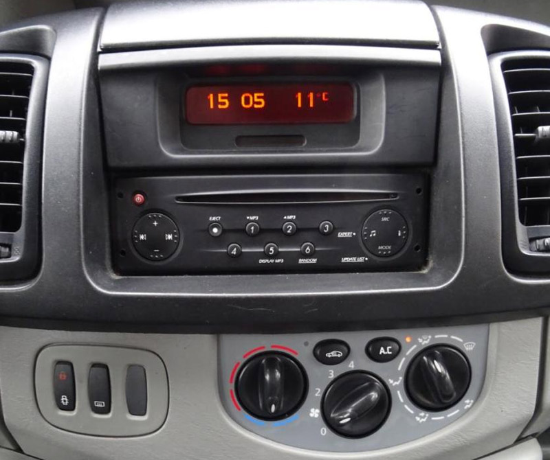 Autorádio NISSAN Primastar 2007-2014 JVC KD-X382BT Bluetooth s instalační sadou