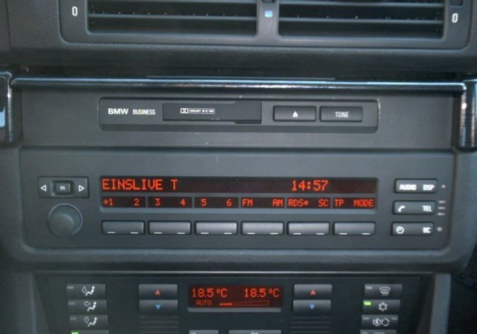 Autorádio BMW E39 1995-2000 JVC KD-X382BT Bluetooth s instalační sadou
