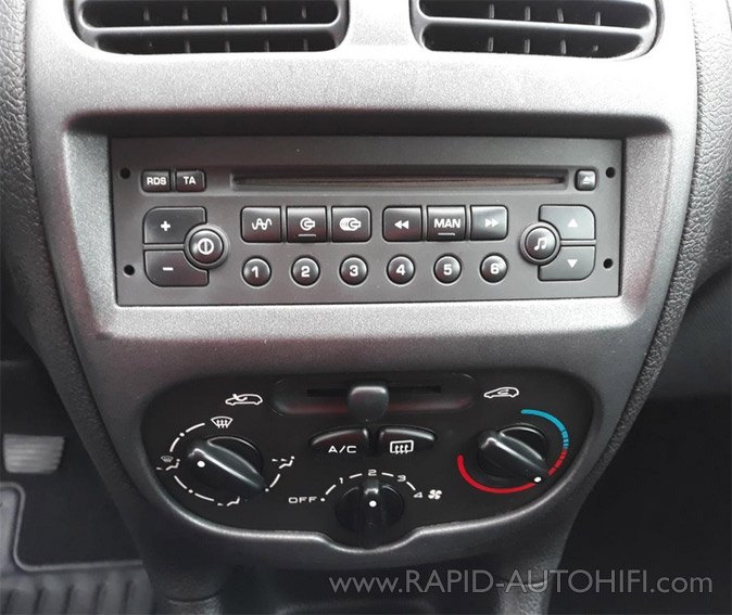 Autorádio PEUGEOT 206 2003-2009 JVC KD-X382BT Bluetooth s instalační sadou