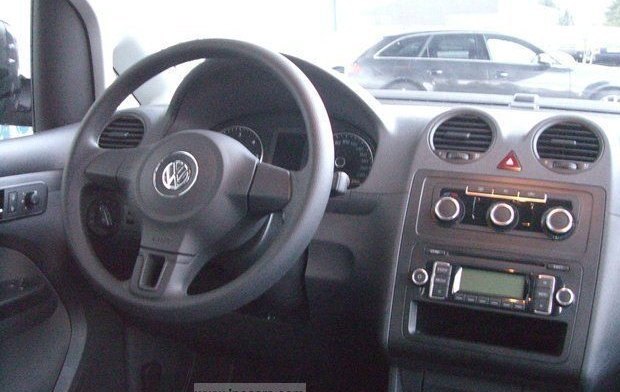 Autorádio VW Caddy JVC KD-X282BT Bluetooth s instalační sadou