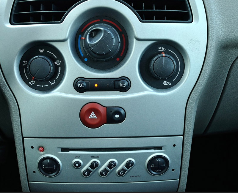 Autorádio RENAULT Megane 2 Scenic 2 Modus JVC KD-X282BT Bluetooth s instalační sadou