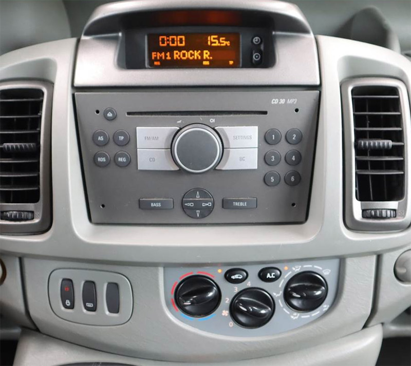 Autorádio OPEL Vivaro 2007-2014 JVC KD-X282BT Bluetooth s instalační sadou