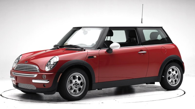 Autorádio MINI COOPER R50 R52 R53 JVC KD-X282BT Bluetooth s instalační sadou