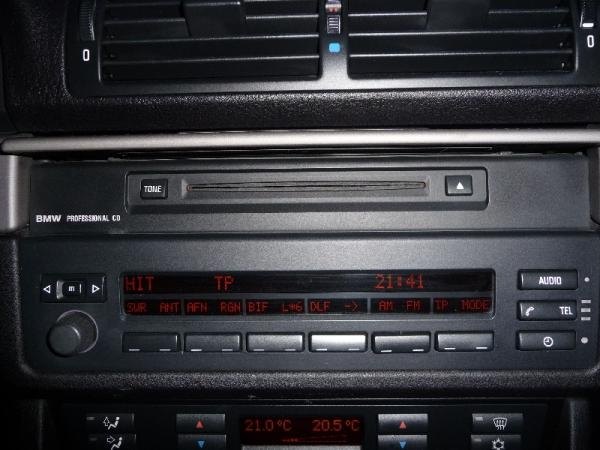 Autorádio BMW E39 1995-2000 JVC KD-X282BT Bluetooth s instalační sadou