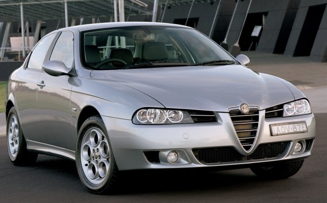Autorádio ALFA ROMEO 156 2002-2007 JVC KD-X382BT Bluetooth s instalační sadou 