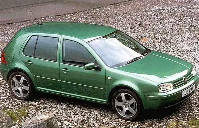 Reproduktory VW GOLF 4 Renegade RX62 s redukcemi