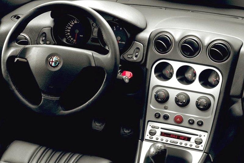 Rámeček autorádia Alfa Romeo Spider GTV 2003-2005