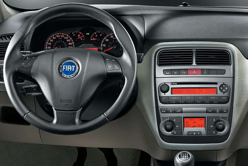 Rámeček autorádia FIAT Grande Punto FIAT Linea