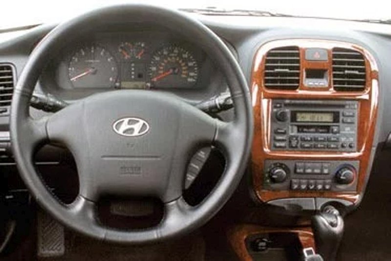 Rámeček autorádia HYUNDAI Sonata Santa Fe 2001-2005