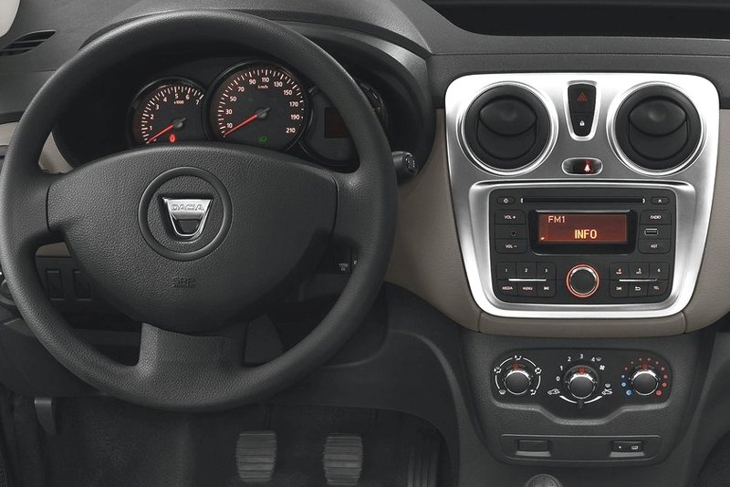Rámeček autorádia DACIA Lodgy Dokker Sandero 2DIN