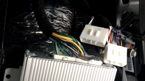 Adaptér pro aktivní audio systém CHRYSLER JEEP DODGE 2004-2008