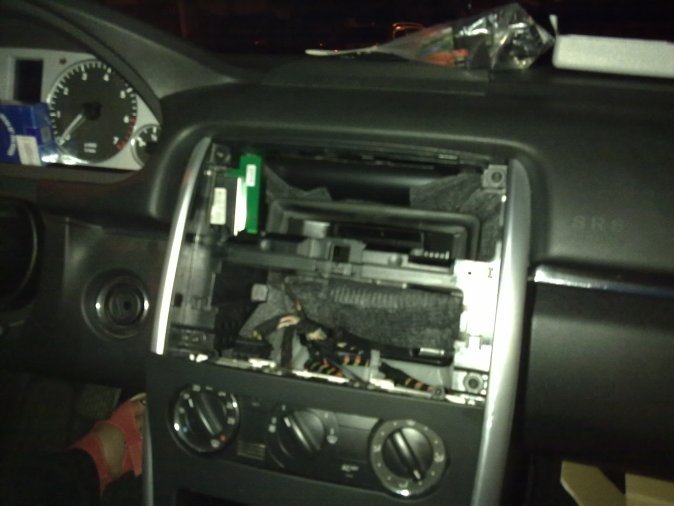 Rámeček autorádia Mercedes A W169 Mercedes B W245
