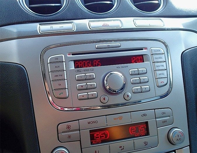 Rámeček autorádia FORD Galaxy 2007-2014 Sada s konektory