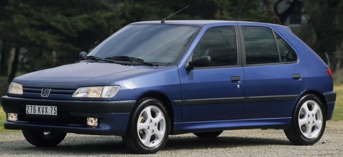 Střešní autoanténa PEUGEOT 106 206 306 406 806
