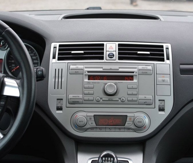 Rámeček autorádia FORD Kuga 2008-2012 Sada s konektory