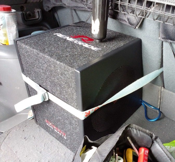 Aktivní subwoofer Renegade RX800A
