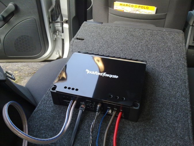 Zesilovač ROCKFORD FOSGATE Punch P300-1