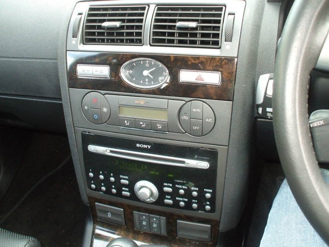 Rámeček autorádia Ford Mondeo 2002-2007 2DIN